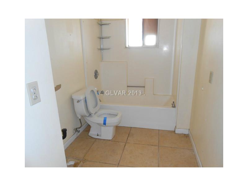 4901 Lawrence Road Pahrump, NV 89048 - Photo 5 of 23 Bathroom.