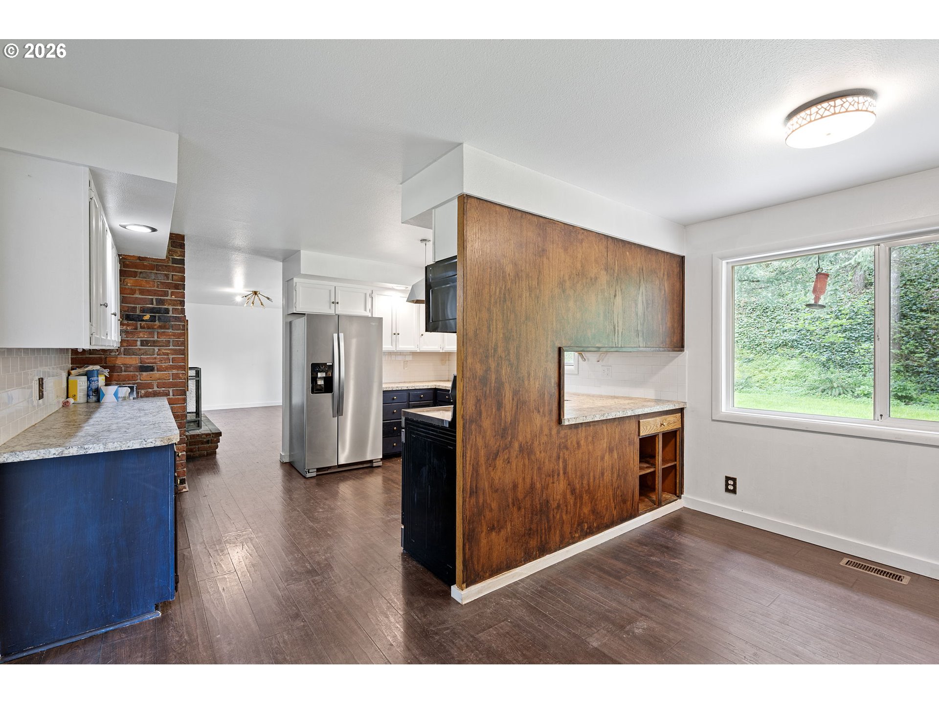 28974 Gimpl Hill Road Eugene, OR 97402 - Photo 15 of 47
