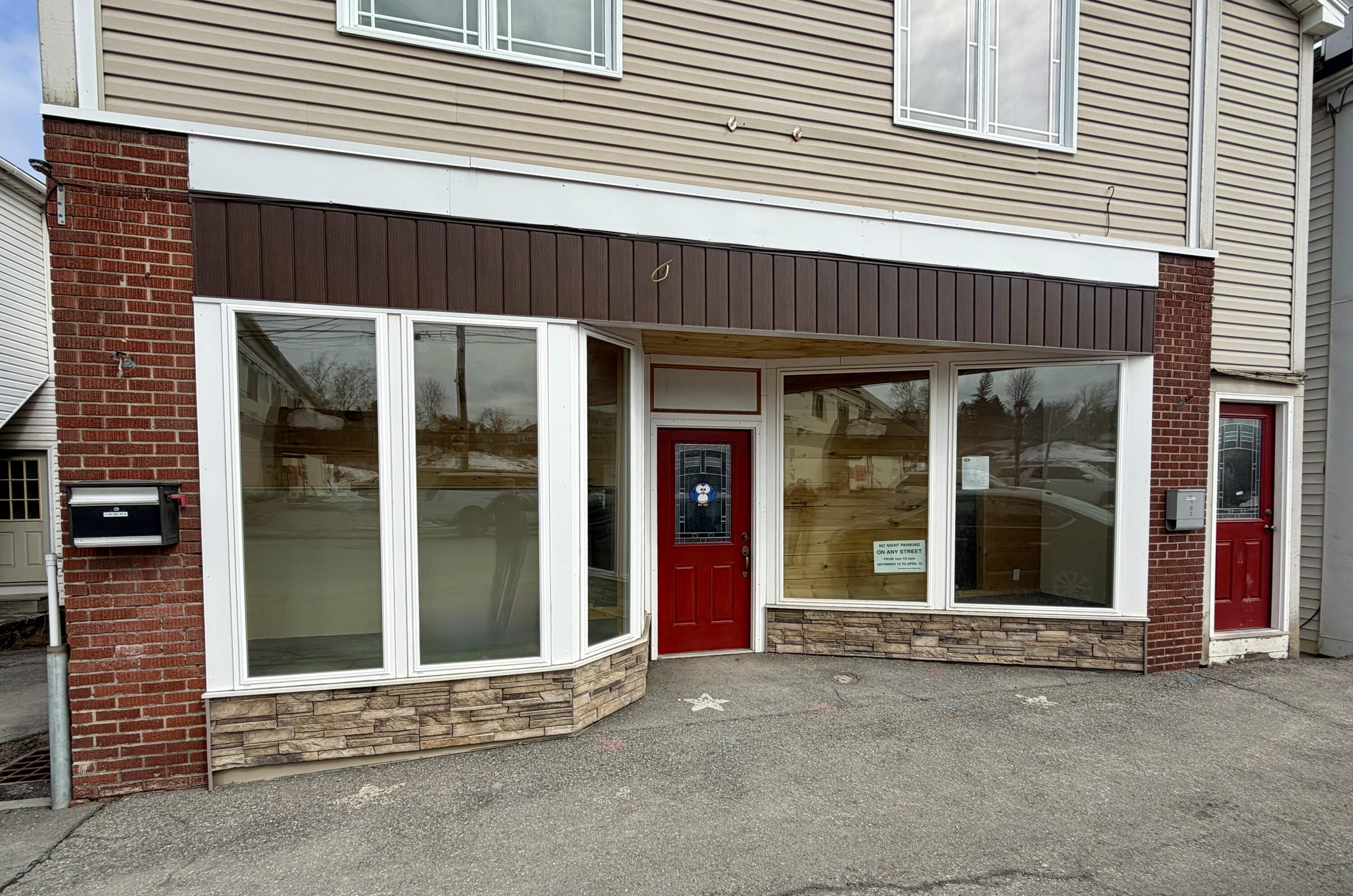 334 Main Street Madawaska, ME 04756 - Photo 3 of 74 IMG_2273