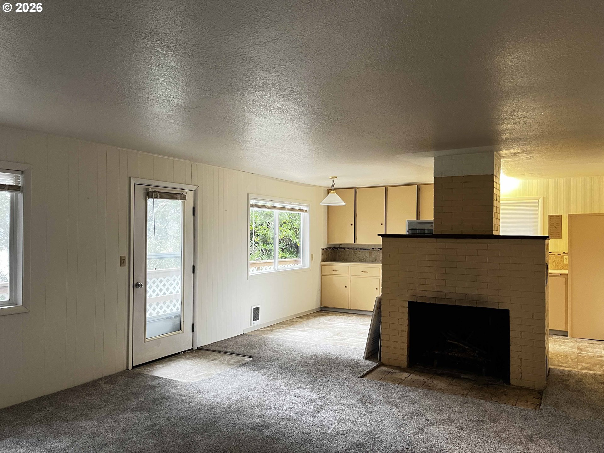 83189 Clear Lake Road Florence, OR 97439 - Photo 14 of 32