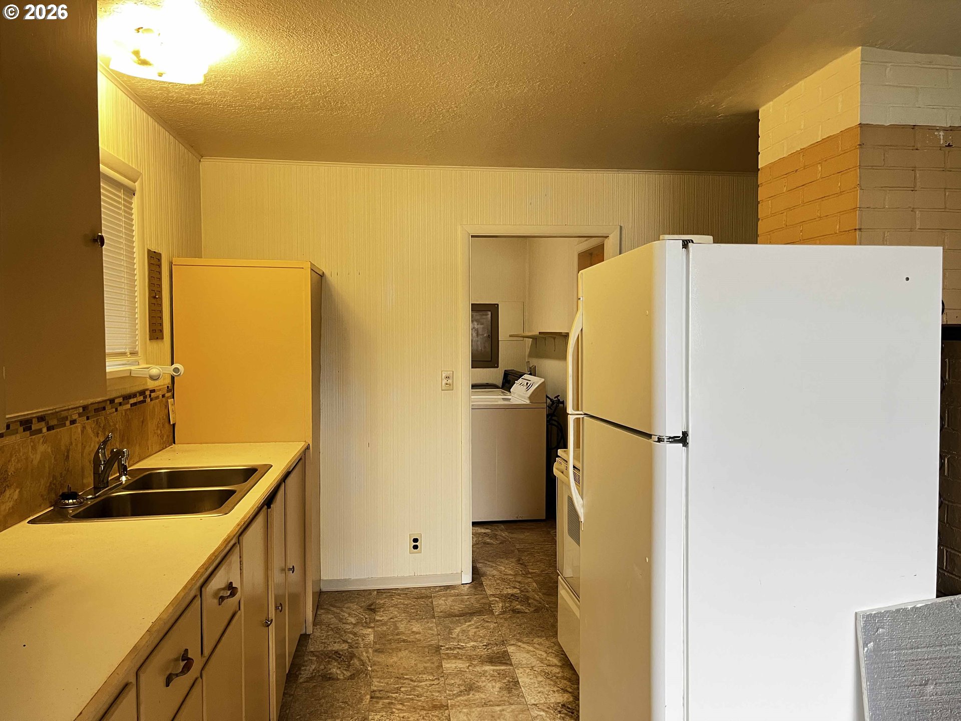 83189 Clear Lake Road Florence, OR 97439 - Photo 19 of 32