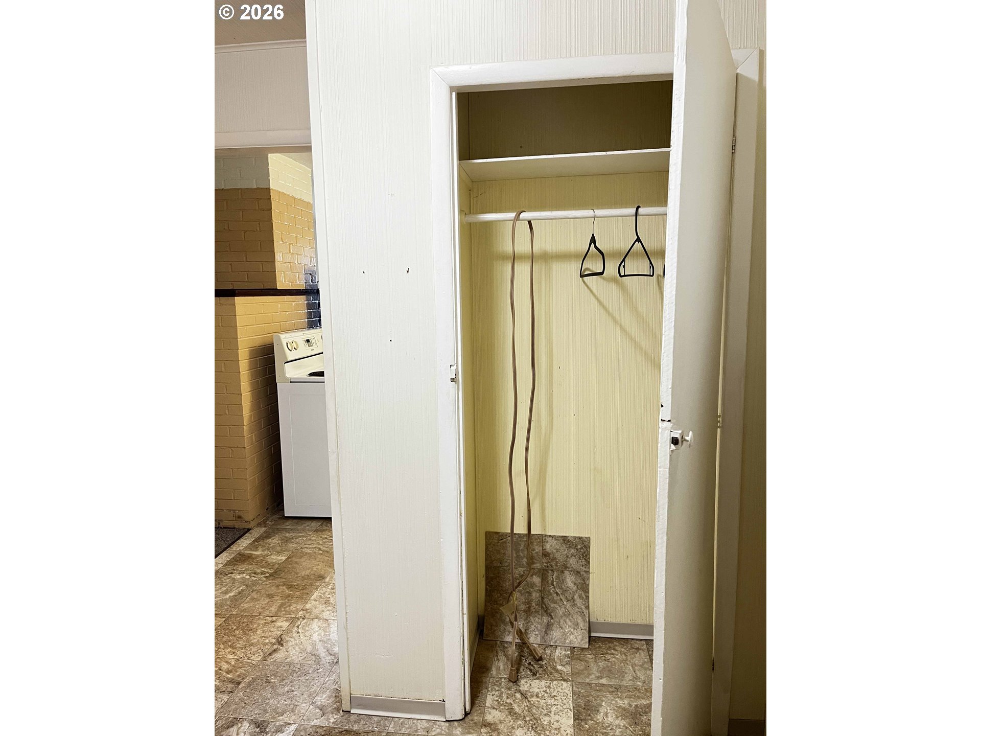 83189 Clear Lake Road Florence, OR 97439 - Photo 7 of 32