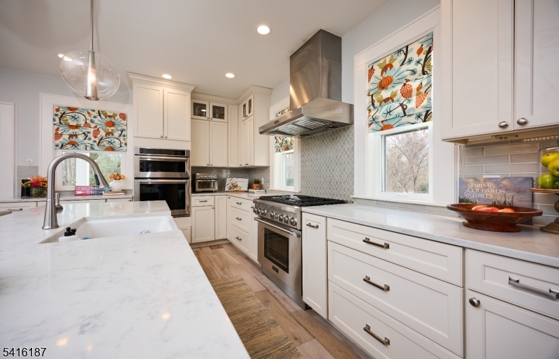 330 Hartford Road South Orange, NJ 07079 - Photo 11 of 50