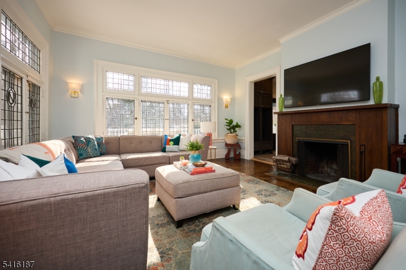 330 Hartford Road South Orange, NJ 07079 - Photo 15 of 50