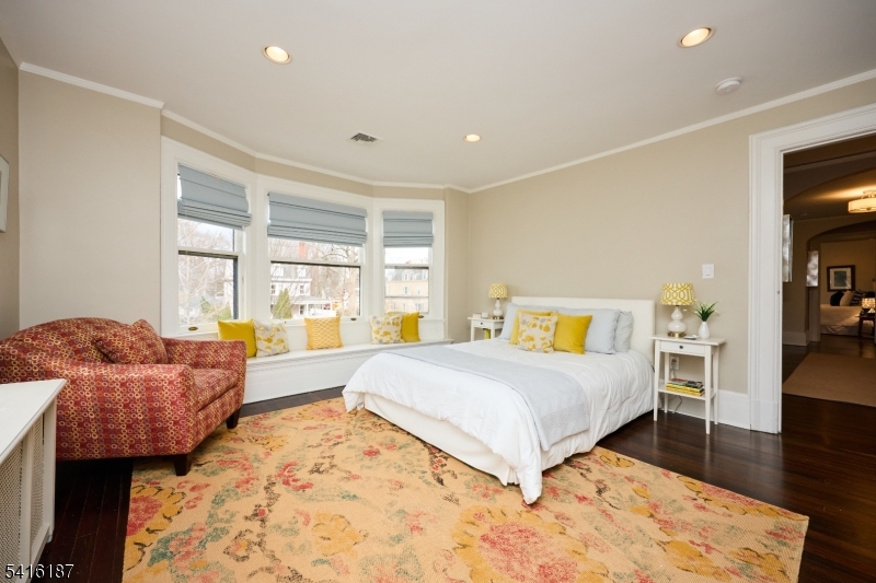 330 Hartford Road South Orange, NJ 07079 - Photo 26 of 50