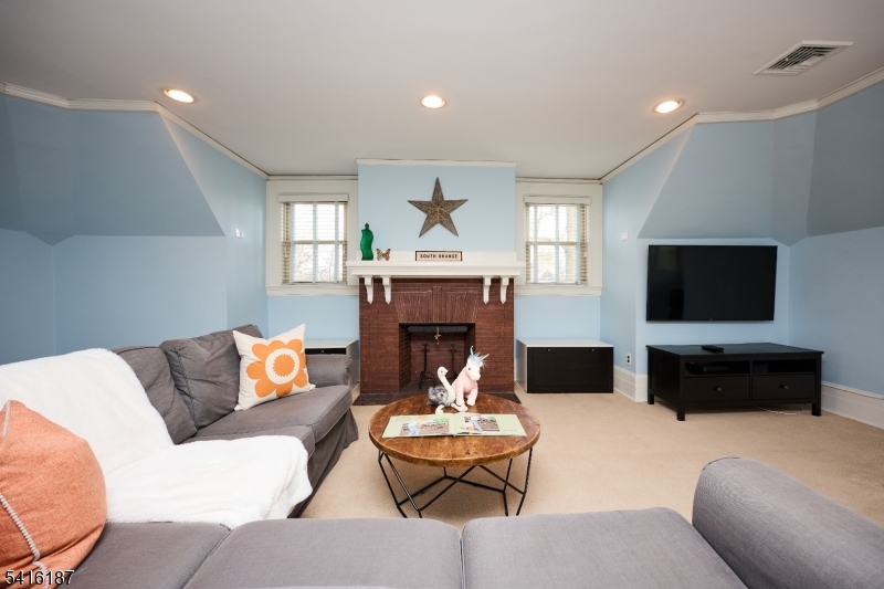 330 Hartford Road South Orange, NJ 07079 - Photo 40 of 50