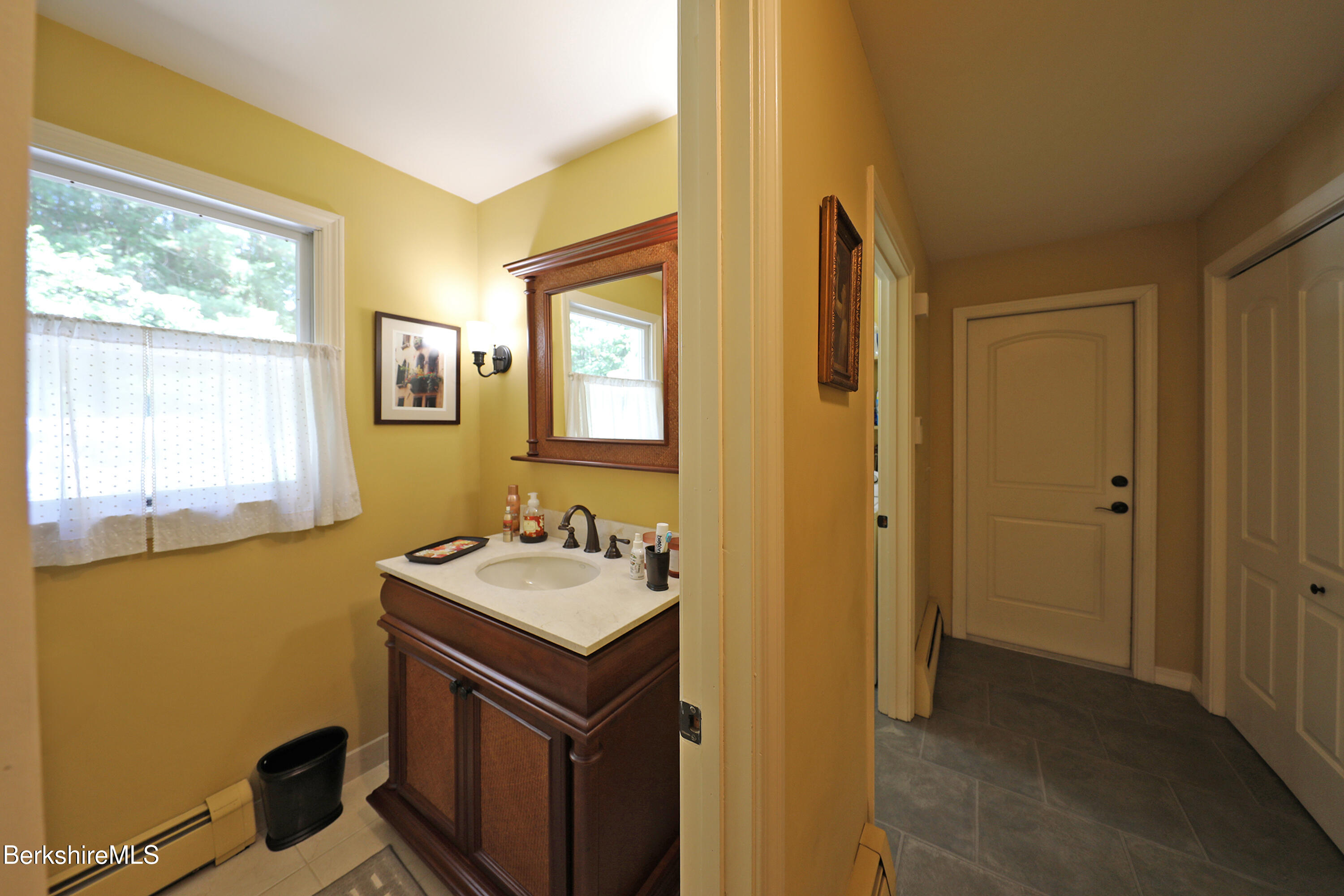 576 Holmes Road Pittsfield, MA 01201 - Photo 24 of 55 HALF BATH