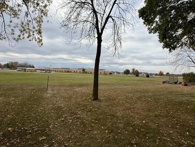 $105,000 | 1135 20th Street, Windom, MN 56101