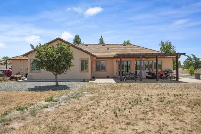 $1,040,888 | 9240 Stablegate Road, Wilton, CA 95693