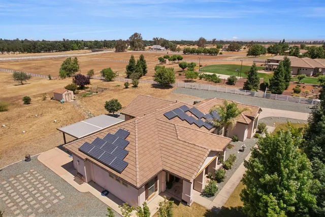 $1,040,888 | 9240 Stablegate Road, Wilton, CA 95693