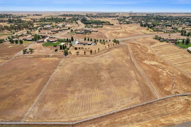 $1,040,888 | 9240 Stablegate Road, Wilton, CA 95693