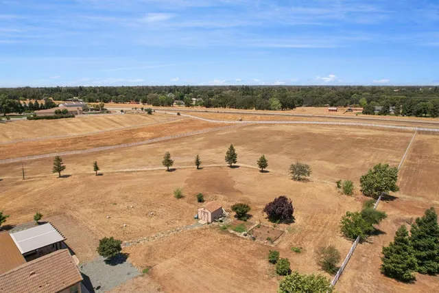 $1,040,888 | 9240 Stablegate Road, Wilton, CA 95693