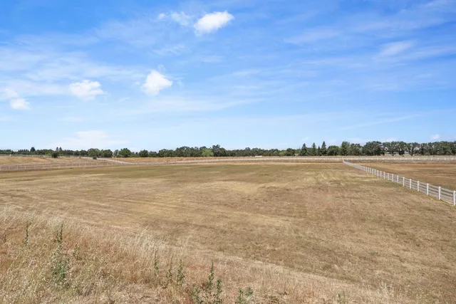 $1,040,888 | 9240 Stablegate Road, Wilton, CA 95693