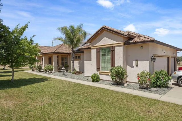 $1,040,888 | 9240 Stablegate Road, Wilton, CA 95693