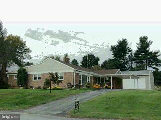 369 Hillcrest Road York, PA 17403 - Photo 1 of 1