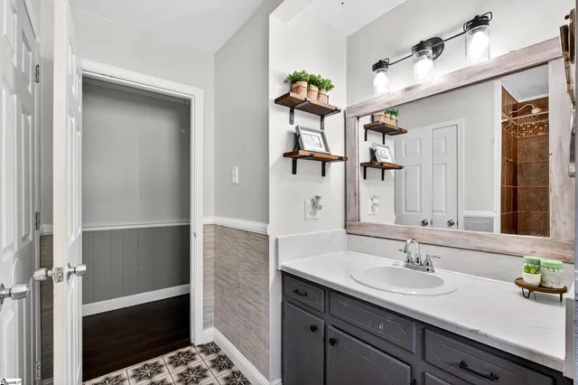 $355,000 | 114 Hillview Circle, Anderson, SC 29621