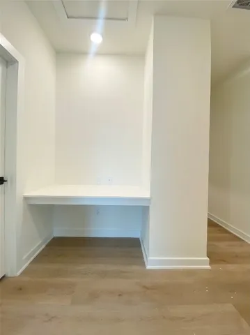 $1,950 | 700 Horseshoe Drive, Unit 301, Leander, TX 78641