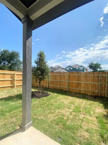 $1,950 | 700 Horseshoe Drive, Unit 301, Leander, TX 78641