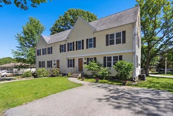 $765,000 | 16 Rhodes Place, Unit 16, Hingham, MA 02043