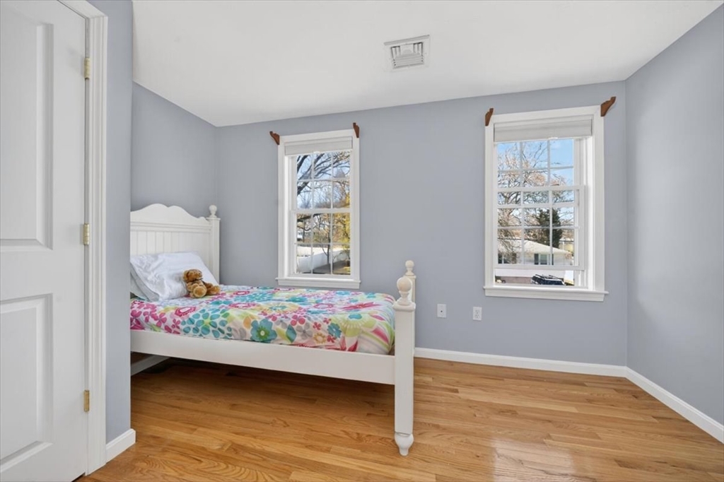 16 Rhodes Place, Unit 16 Hingham, MA 02043 - Photo 14 of 26