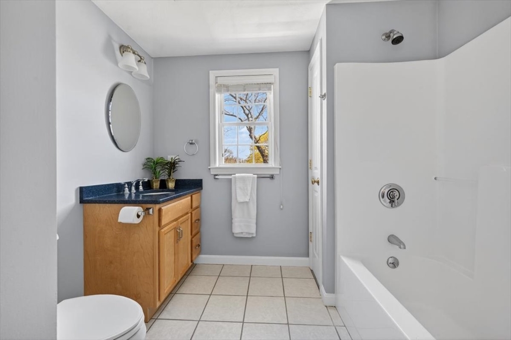 16 Rhodes Place, Unit 16 Hingham, MA 02043 - Photo 17 of 26