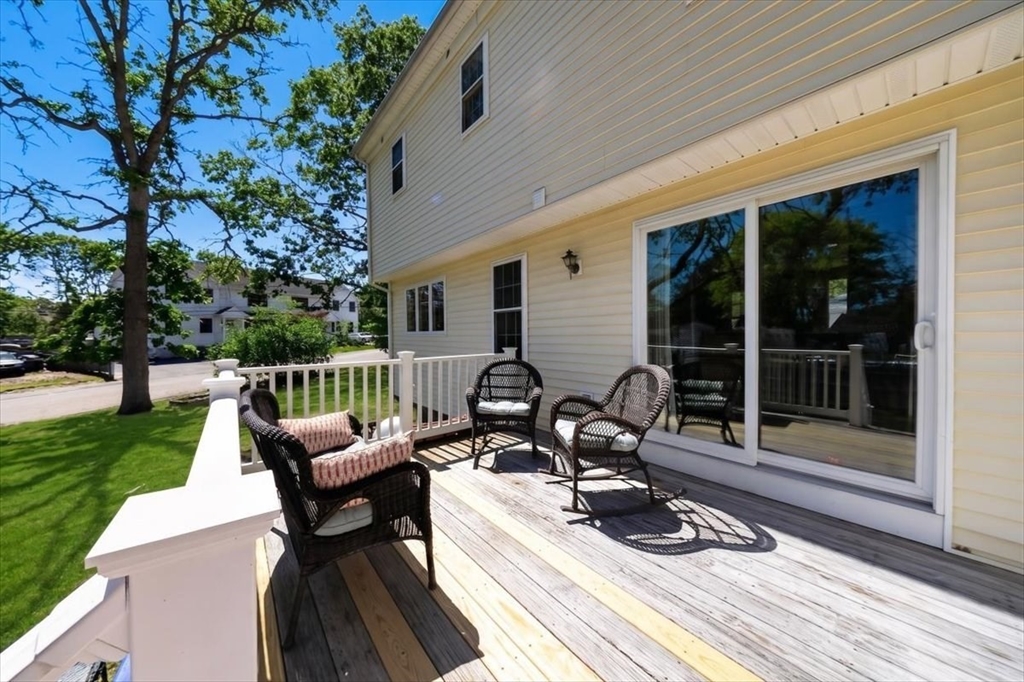 16 Rhodes Place, Unit 16 Hingham, MA 02043 - Photo 18 of 26
