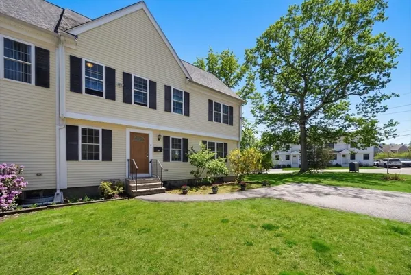 $765,000 | 16 Rhodes Place, Unit 16, Hingham, MA 02043