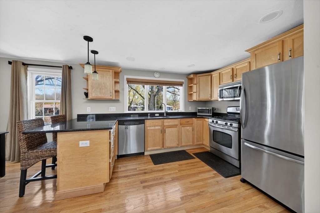 16 Rhodes Place, Unit 16 Hingham, MA 02043 - Photo 9 of 26