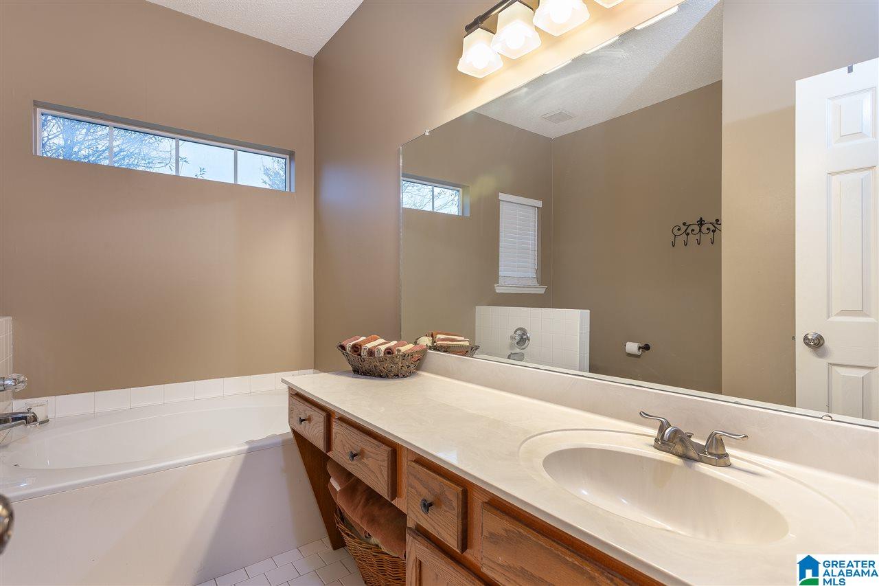 1659 Oliver Road Leeds, AL 35094 - Photo 24 of 34