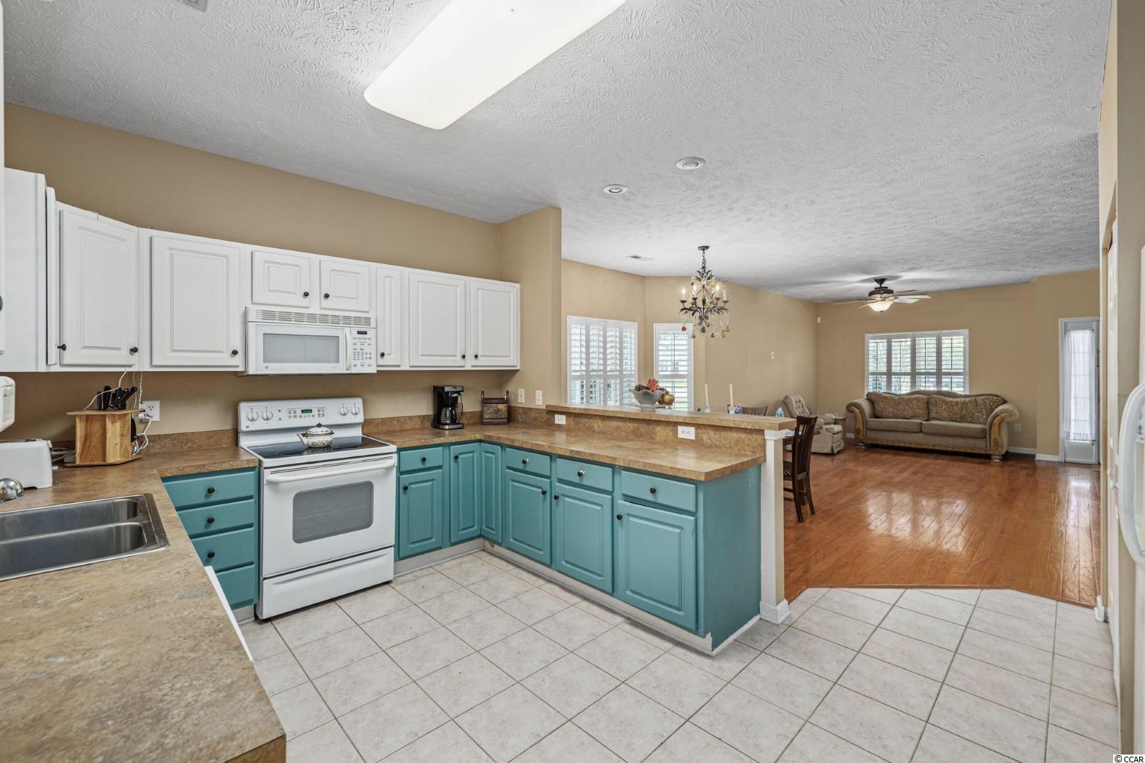 305 Fox Ridge Drive Myrtle Beach, SC 29588 - Photo 10 of 33 Gallery Image 10