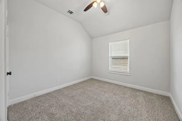 $389,900 | 1400 Oak Valley, Denton, TX 76209