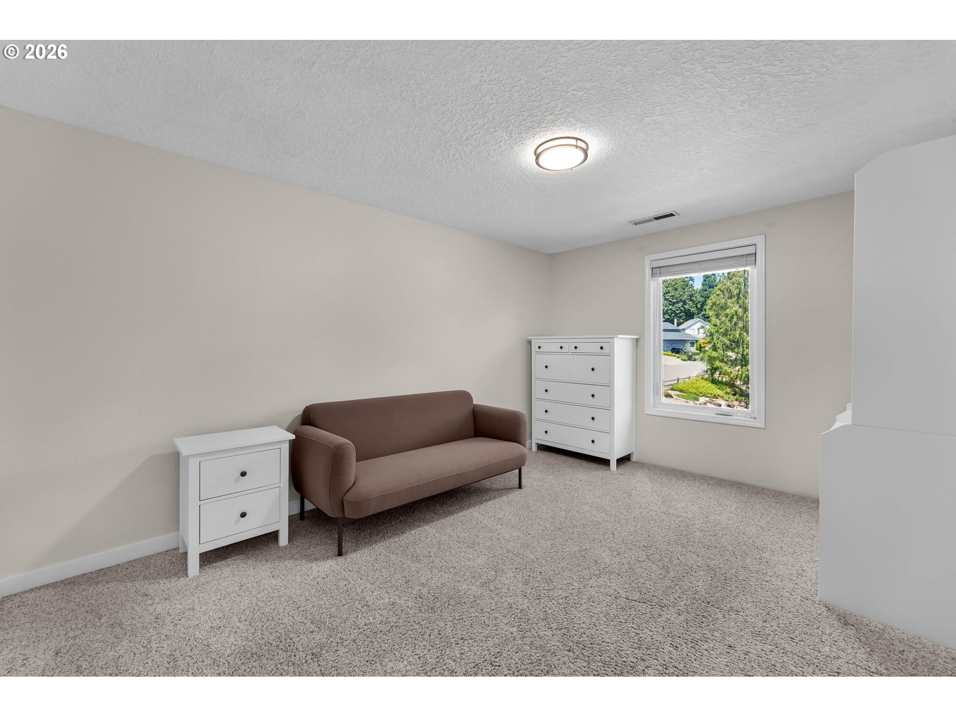 9047 Southwest Reiling Street Portland, OR 97224 - Photo 32 of 48