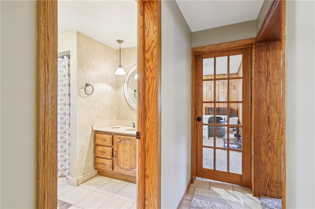 1426 Eastbrook Road New Castle, PA 16101 - Photo 27 of 50