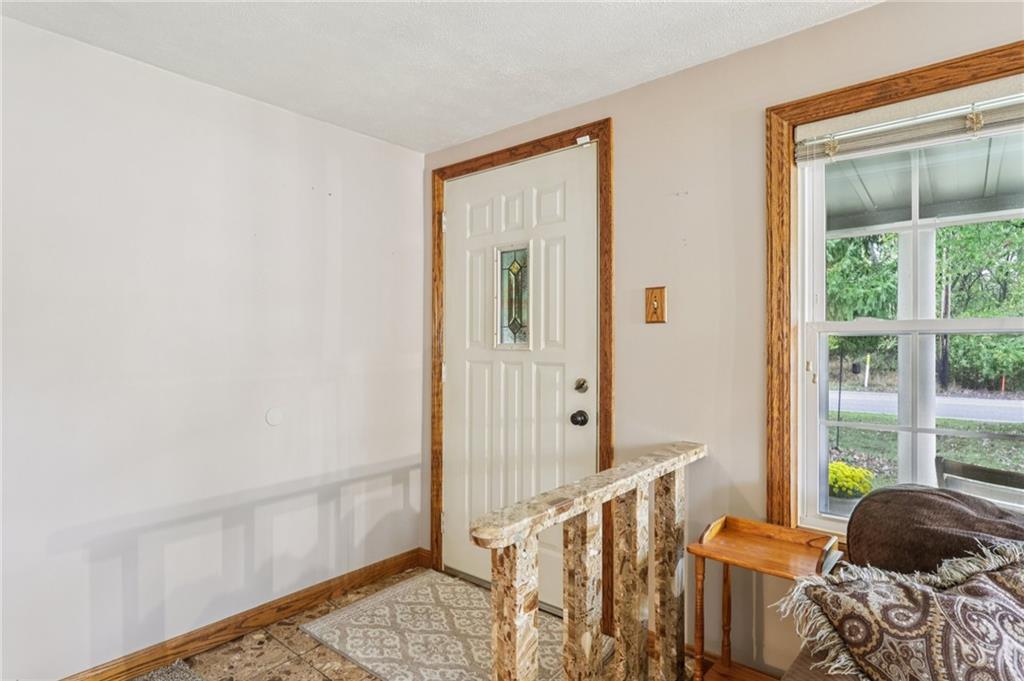 1426 Eastbrook Road New Castle, PA 16101 - Photo 6 of 50