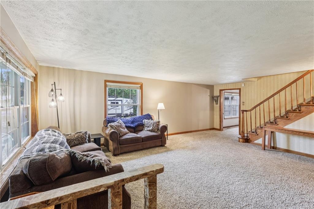 1426 Eastbrook Road New Castle, PA 16101 - Photo 8 of 50