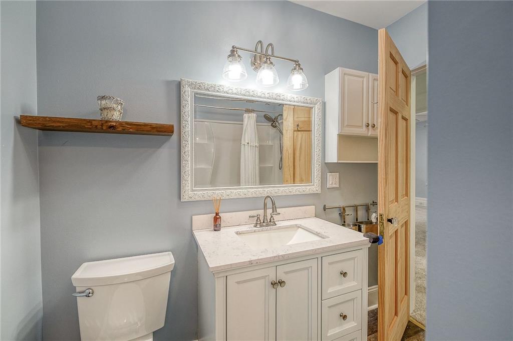 629 George Street Coraopolis, PA 15108 - Photo 19 of 25 Gallery Image 19