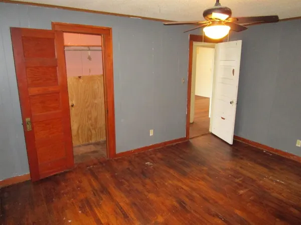 $57,500 | 515 West McLain Street, Seymour, TX 76380