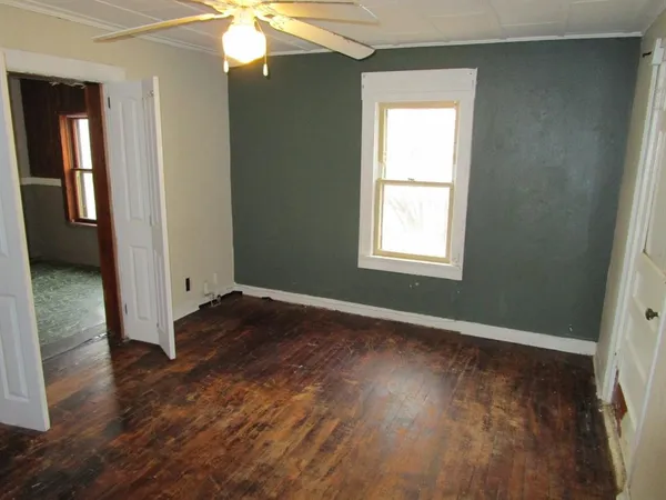 $57,500 | 515 West McLain Street, Seymour, TX 76380