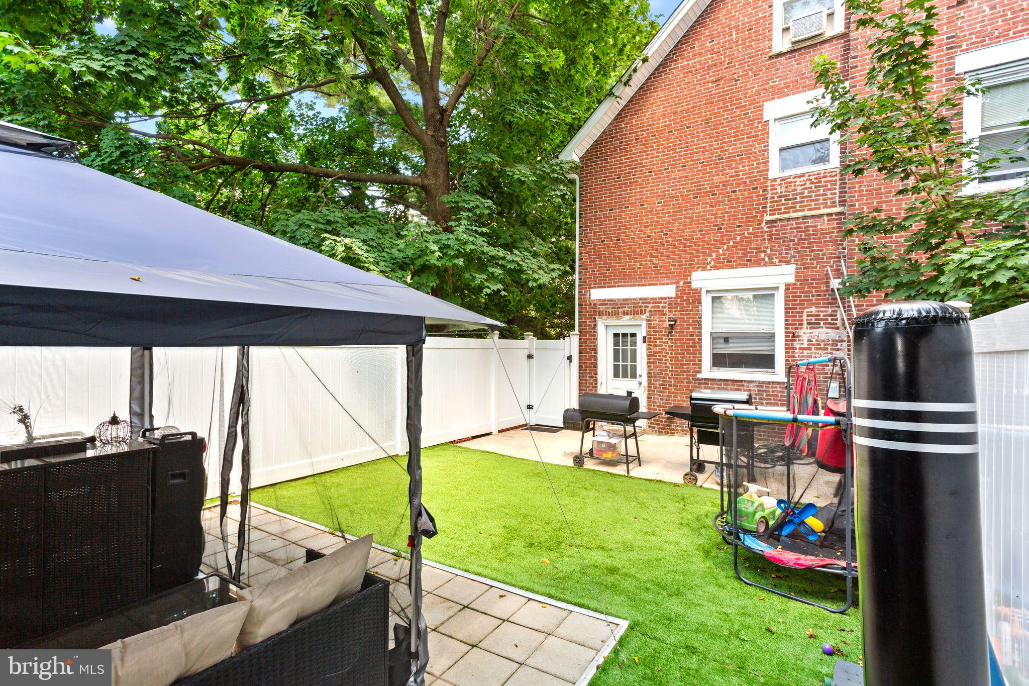 68 North Springfield Road Clifton Heights, PA 19018 - Photo 3 of 26 Charming backyard oasis awaits you!