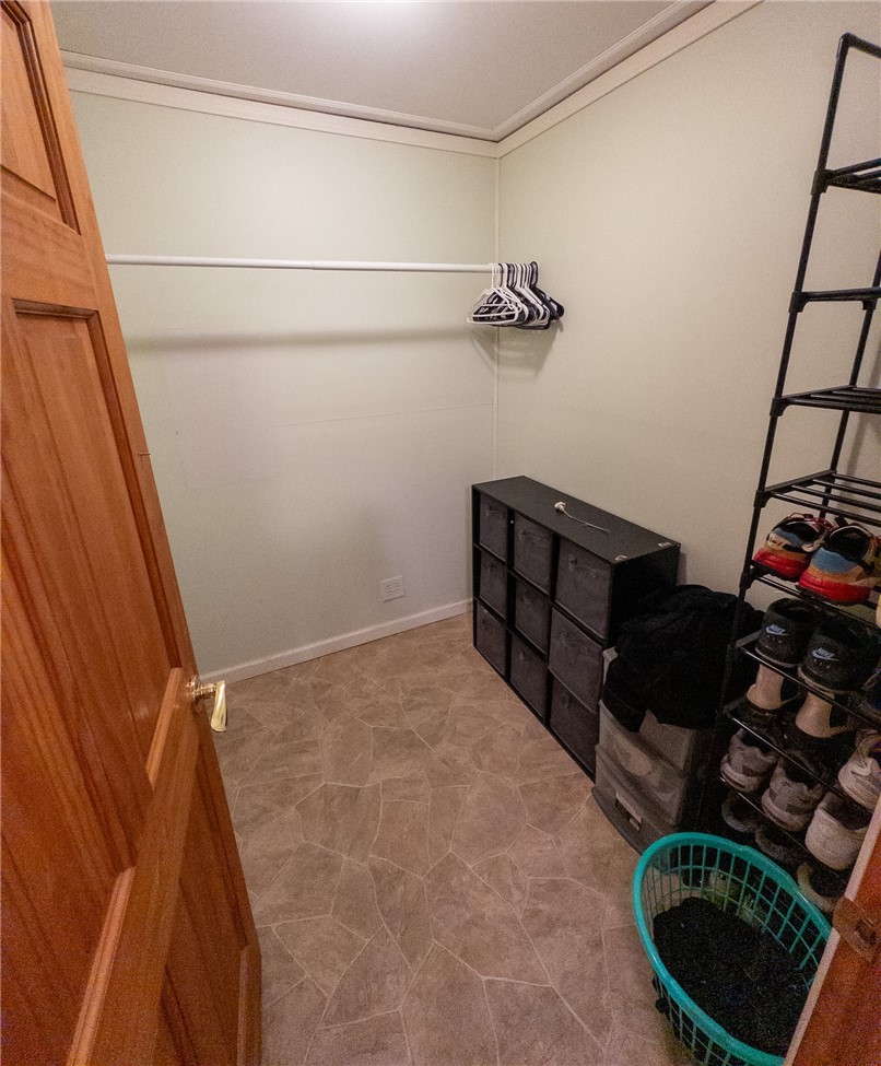 3018 Georgetown Road Danville, IL 61832 - Photo 12 of 24 Gallery Image 12