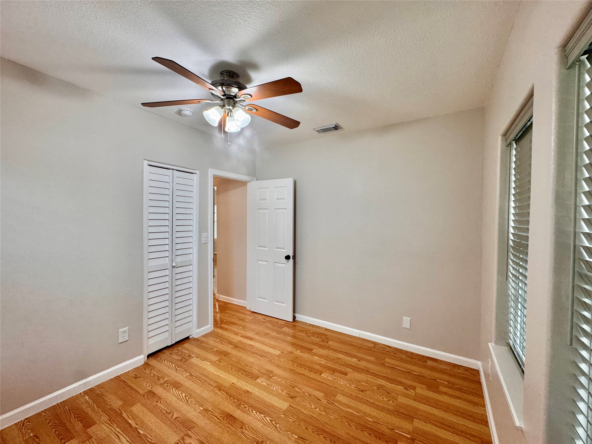 805 Tabor Street Houston, TX 77009 - Photo 11 of 27