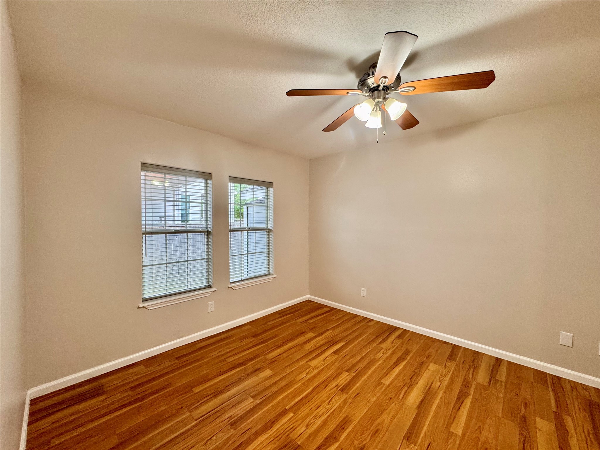 805 Tabor Street Houston, TX 77009 - Photo 13 of 27