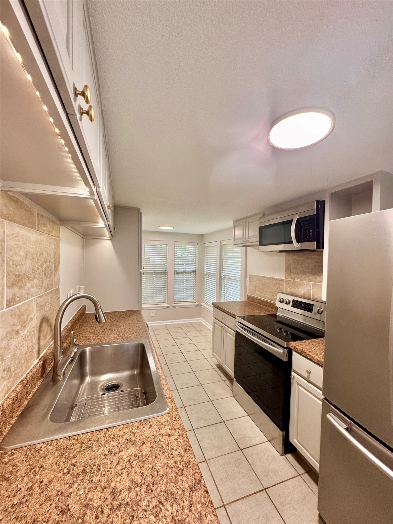 805 Tabor Street Houston, TX 77009 - Photo 18 of 27