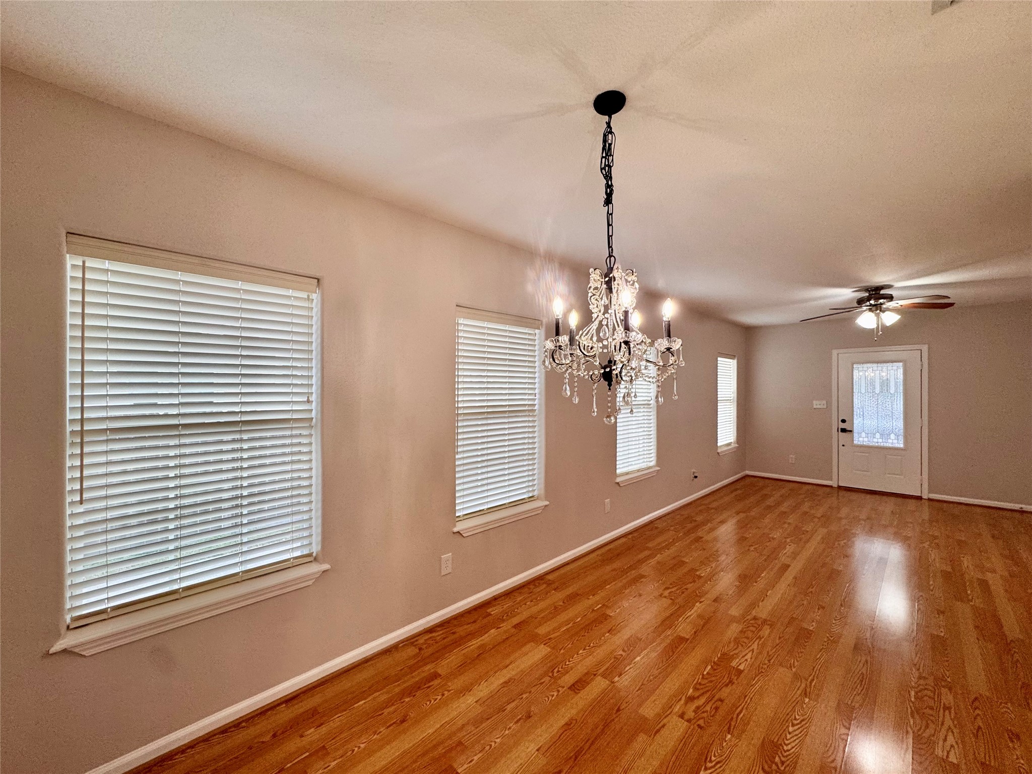 805 Tabor Street Houston, TX 77009 - Photo 6 of 27