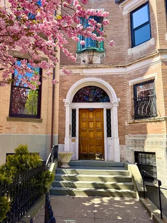 $2,749,000 | 414 Beacon Street, Unit PH4, Boston, MA 02115