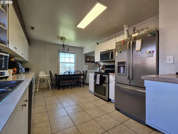 $269,999 | 711 Southeast 8th Street, Pendleton, OR 97801