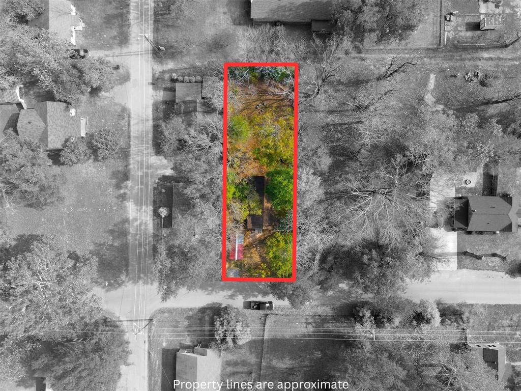 409 North Henry Street Lindale, TX 75771 - Photo 2 of 21