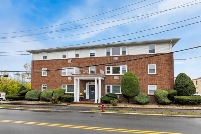 $299,900 | 100 Magnolia Avenue, Unit 36, Lynn, MA 01904