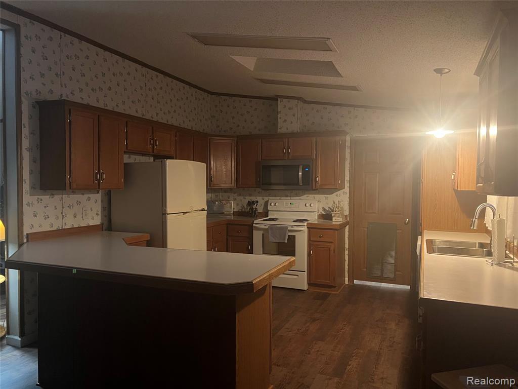 222 Chestnut Street Kalkaska, MI 49646 - Photo 12 of 25
