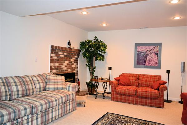 88 Stonegate Road, Unit 88 Chelmsford, MA 01824 - Photo 14 of 15